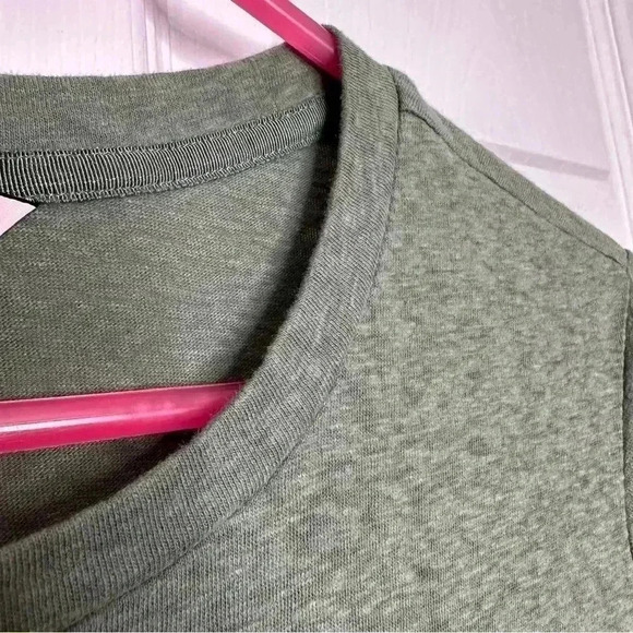 Victoria’s Secret T-Shirt Front Pocket Green / White Embroidery Size Extra Large - Picture 3 of 16